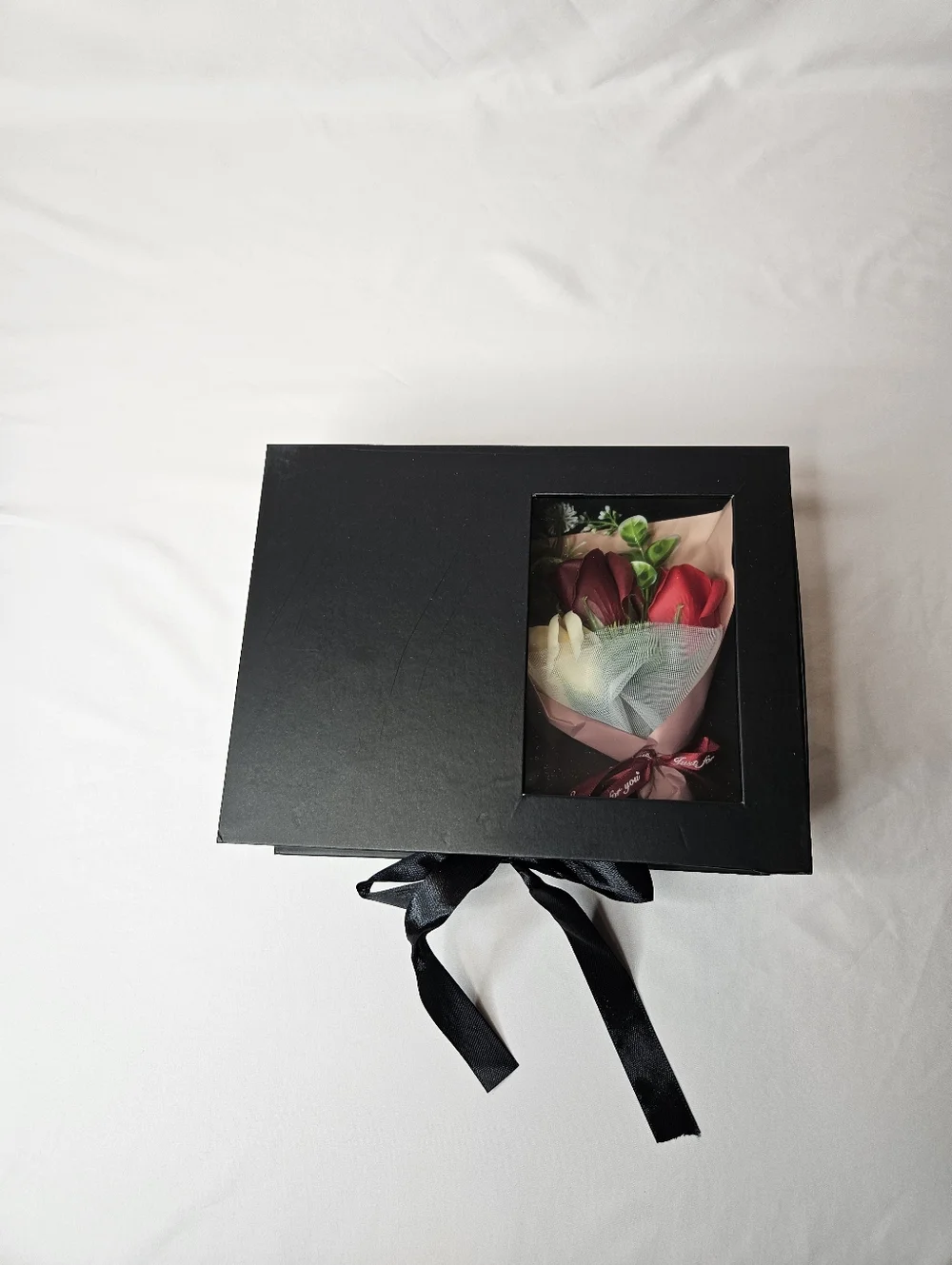 Luxury Gift Box with Reed Diffuser & Soap Flower Bouquet – French Rose